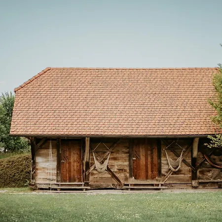 Hisa Vina Holiday home