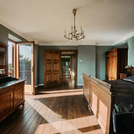 Hisa Vina Holiday home