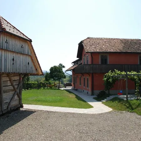 Holiday home Hisa Vina Podlehnik
