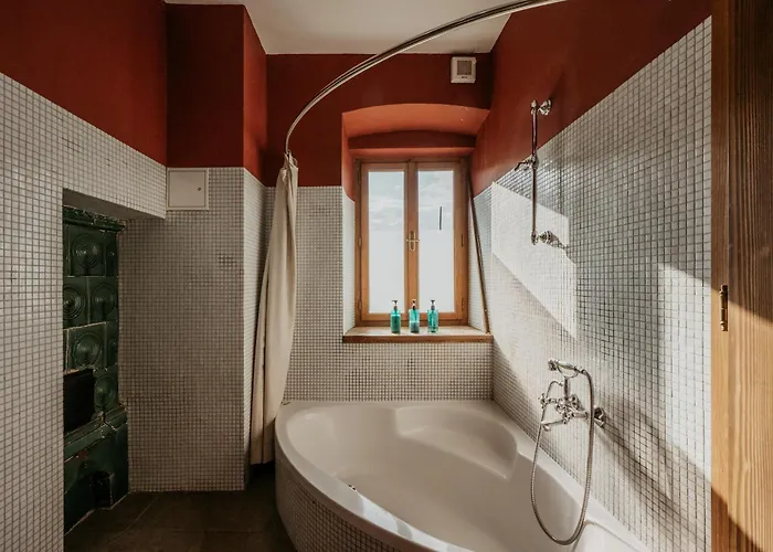 Hisa Vina * Podlehnik