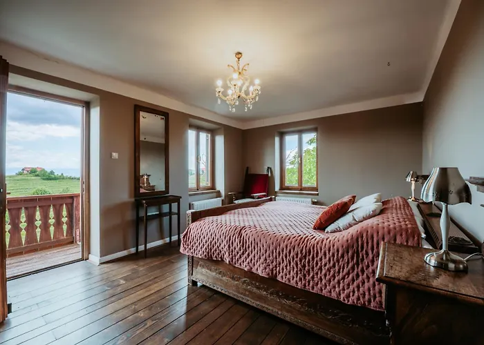 بيت للعطل Hisa Vina