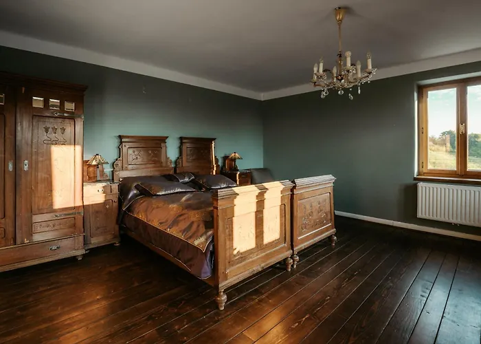 Hisa Vina * Podlehnik